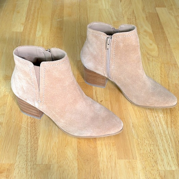 Aldo Suede Stacked Heal Ankle Boot 6 - Picture 3 of 7